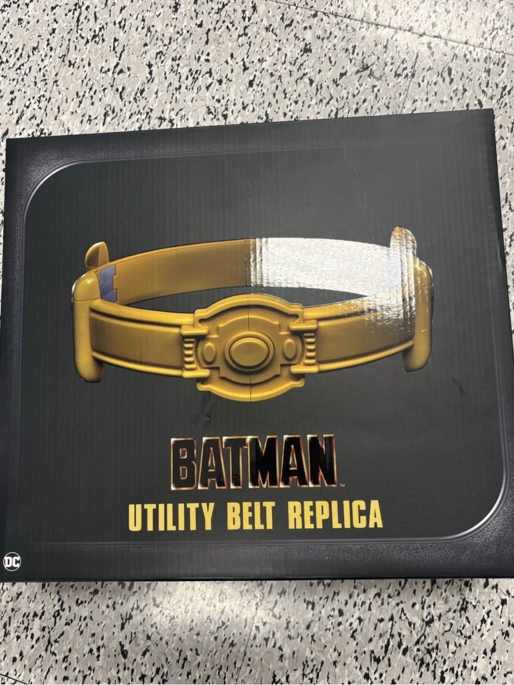 NECA Exclusive Batman 1989 UTILITY BELT PROP REPLICA w/ Grappler & Batarang